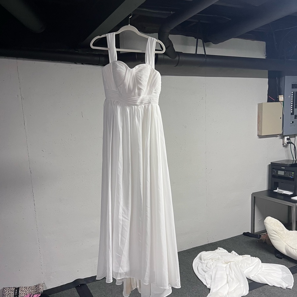 Wedding dress/ bridesmaid dress